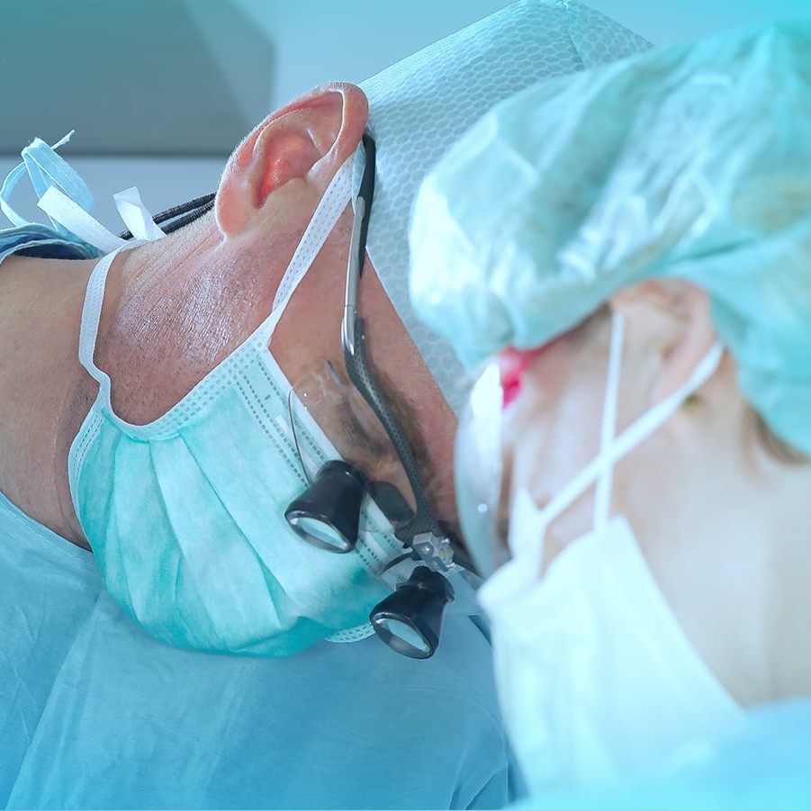 Bohrschablone für präzise Planung und sichere Positionierung bei Zahnoperationen
